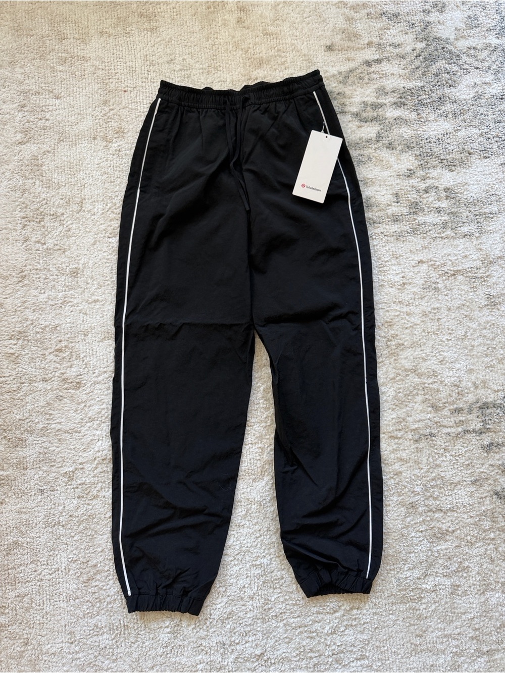 Lululemon black w/ white stripe woven jogger pants